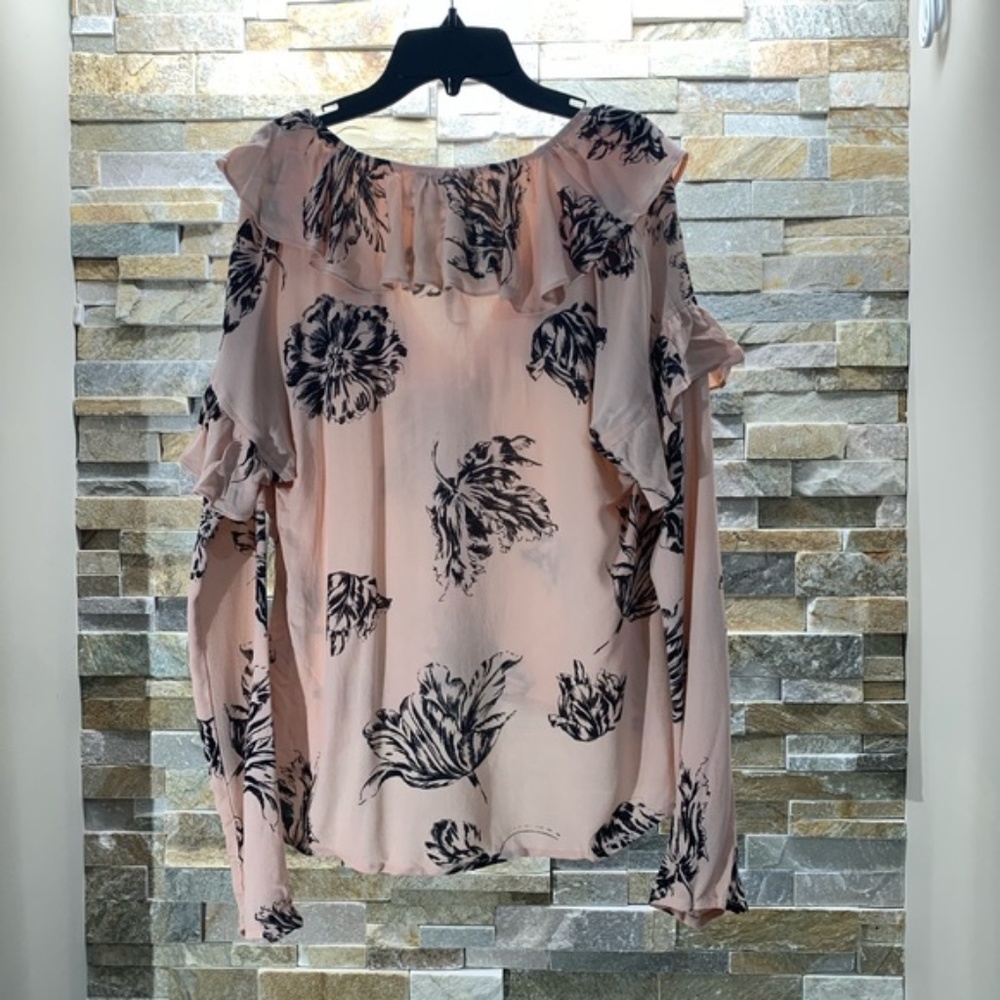 BP. - Print Ruffle Top - Picture 4 of 5